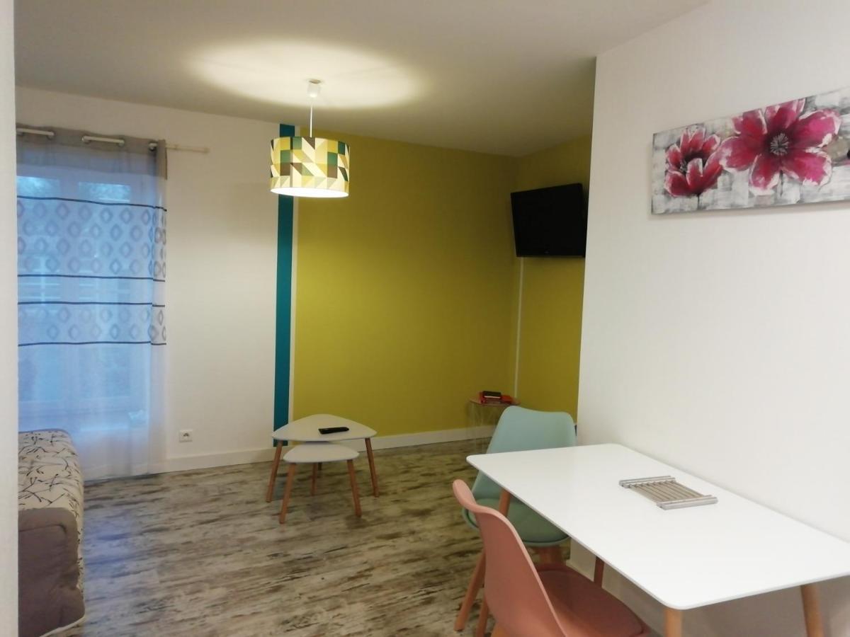 Joli Appartement, 1 Chambre, Au Coeur De Mouilleron St Germain Exterior foto